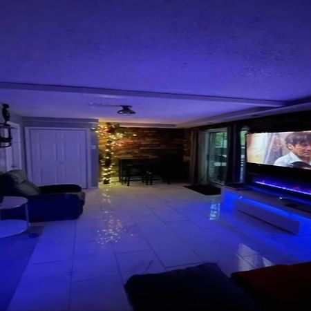 Brooklyn Spacious Space With Private Entrance, Bathroom, & Backyard - Full-Kitchen Nueva York Exterior foto